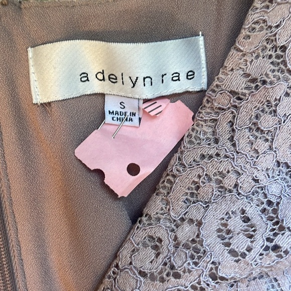 Women’s Adelyn Rea dress. - Picture 3 of 13